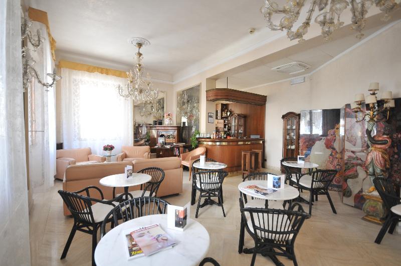 C-Hotels De Rose Palace Φλωρεντία Εξωτερικό φωτογραφία