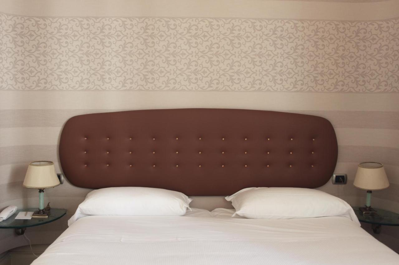 C-Hotels De Rose Palace Φλωρεντία Δωμάτιο φωτογραφία